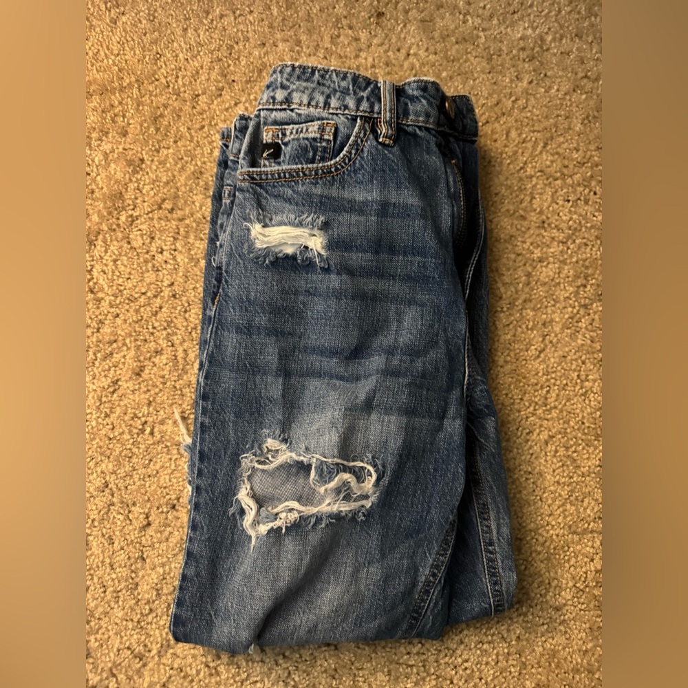 Kancan women’s distressed jeans
